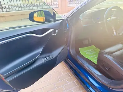 2018 Tesla MODEL S — миниатюра 18