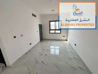 اول ساكن الجرف 3 موقع مميز جدا قريب من الخدمات سهل المخرج لدبي والشارقه خزاين بالحائط مساحه ممتازه