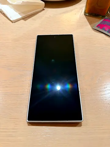 Samsung Galaxy Z FOLD 7 box with original labels - Silver Shadow, 256GB