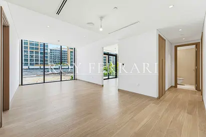 Large Layout 1,270 Sqft | 2 Bed | Lagoon Views