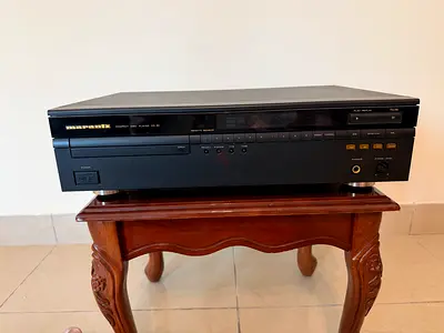 MARANTZ COMPACT DISC PLAYER