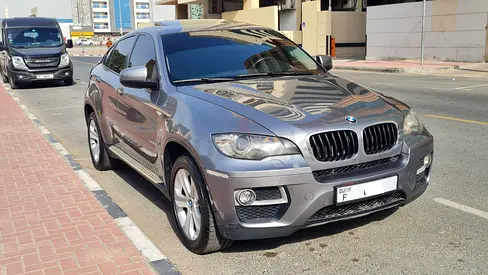 BMW X6  2013 V6 ORIGINAL PAINT LIKE NEW WELL MAINTAINED