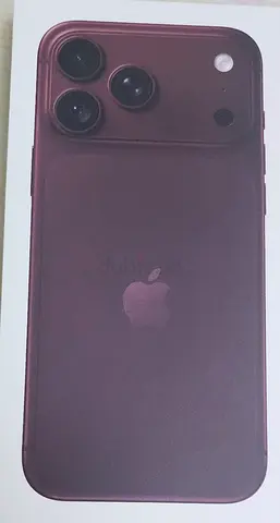Iphone 18 pro max 256GB Burgundy box pack (fixed price)