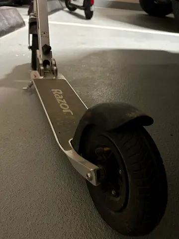 Razor electric kick scooter - kids 8+ years.