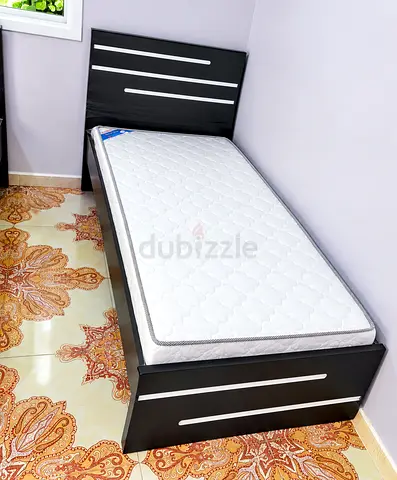 Brand new wood Bed including mattress