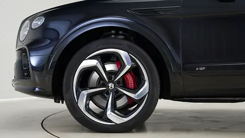 2021 Bentley BENTAYGA — миниатюра 11