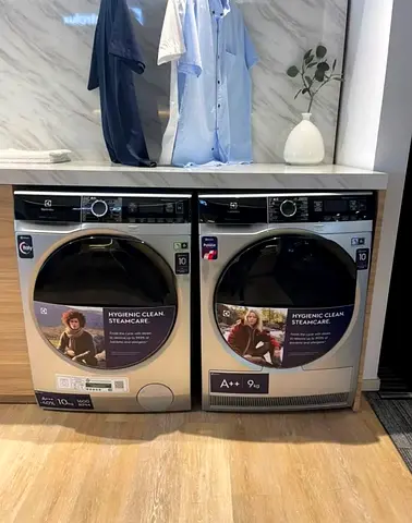 Electrolux Brand Separate Washer 9 kg Dryer 9 kg