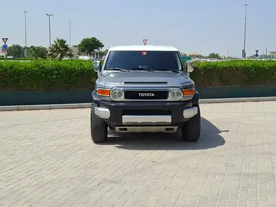 Toyota FJ Cruiser 2011 VXR GCC Specs