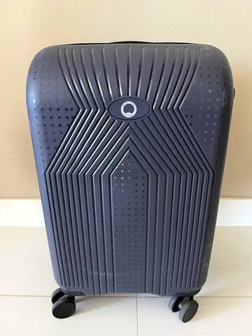 Hard-shell 4-wheel carry-on suitcase - good condition