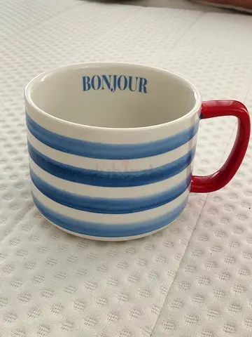 4 pieces Porcelain Jumbo size Mugs 350 ML
