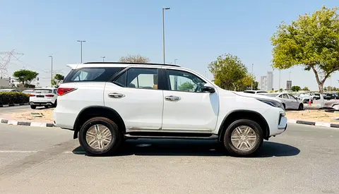 2026 Toyota FORTUNER photo 7
