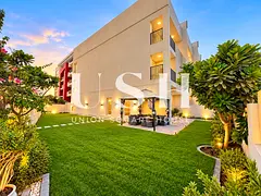 Amazing | Corner House | With Elivator