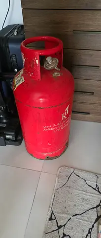 Used Red LPG Gas Cylinder (Single) - Good Condition