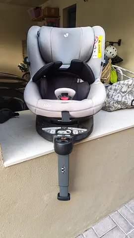 Joie i-Size Convertible Car Seat - Good Condition, ISOFIX Base