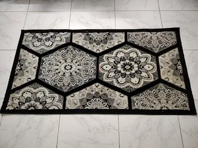 Black and Cream Floral Rug - Good Condition