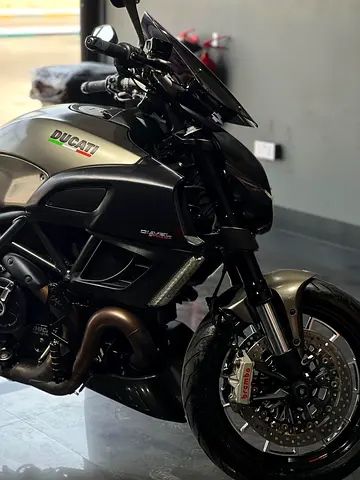 2013 Ducati Diavel Strada 1200 – Rare Collector’s Edition