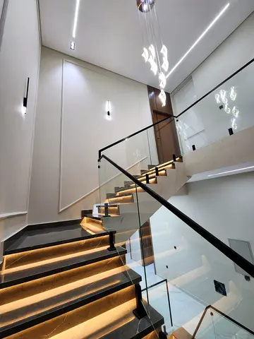 للبيع فيلا فخمة وحديثة في حي الياسمين (G+2) – 5 غرف ماستر، تصميم راقي، وعرض شامل!