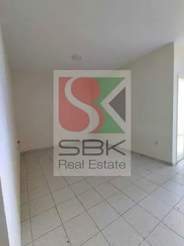 Spacious 1 Bedroom Flat with Balcony Available in Rolla Near Rolla Park