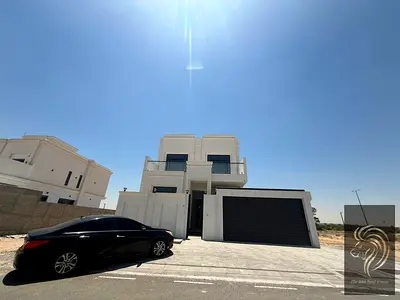 4 BEDROOM I BRAND NEW VILLA I INDEPENDENT