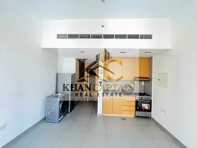 Stylish Studio Kitchen Appliances Lavish Gated Community Gym Pool Parking