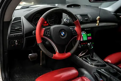 صورة 5 لـ 2012 BMW 1-SERIES