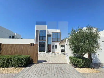 5 Bedrooms Villa| Landscaped | Ready To Move In