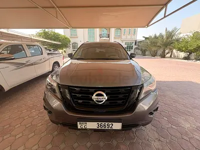 Nissan Pathfinder 2019 Midnight Edition | GCC Specs | 7-Seater SUV