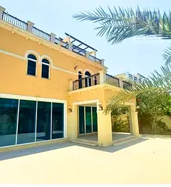 Stunning 5BR Legacy Villa | Massive Plot | Private Pool | Vacant on Transfer