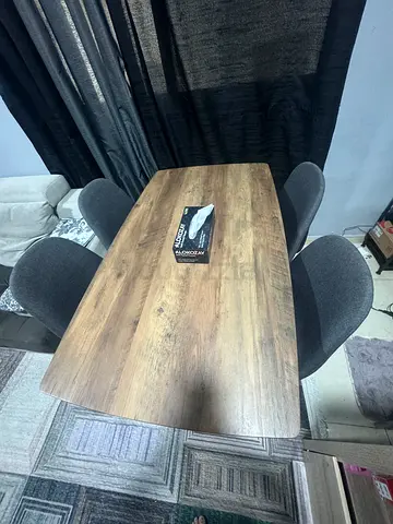 Dinning table