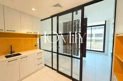 HUGE LAYOUT | MODERN FINISHES | PRIME LOCATION