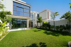 3 Bedroom TH with Landscape Garden | Single Row