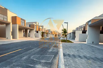 Spacious 3BR | Prime Location | Al Ranim 1