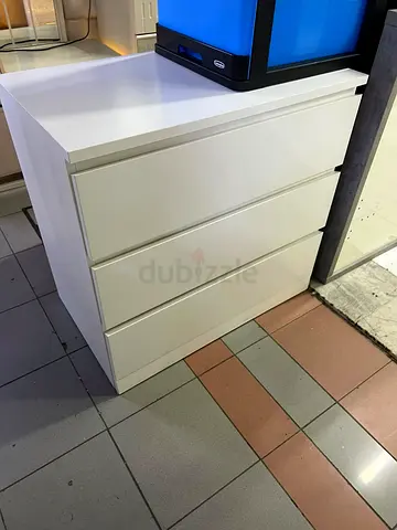White 3-Drawer Chest / Dresser - Good Condition