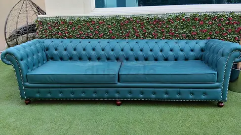 Blue tufted Chesterfield 3-seater sofa - good condition