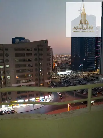 فرصة الراشدية 3 عجمان | غرفتين وصالة بإطلالة مفتوح ترجم الي العربي