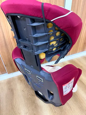 Used Infant/Toddler Car Seat — Burgundy, Good Condition