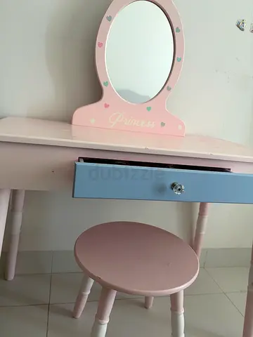 Kids pink wooden vanity dresser with mirror and stool - good condition