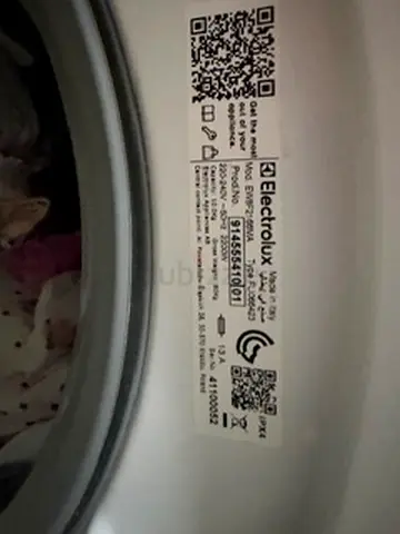Electrolux Front Load Washing Machine - 10 kg Good Working Condition
