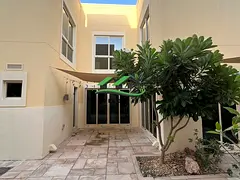 Stunning 4BR + Maid Villa Single Row Vacant Now