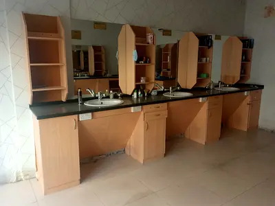 Barber Shop l Ready Setup l Main Road Facing
