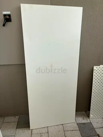 White flat panel / tabletop board - good condition