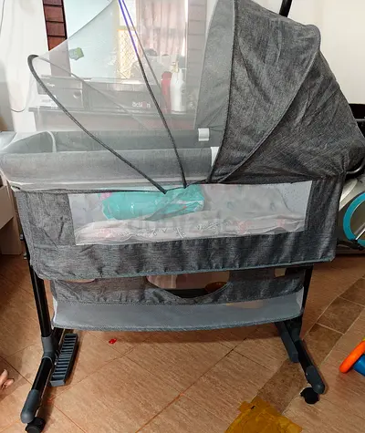 Baby Bassinet – Good Condition