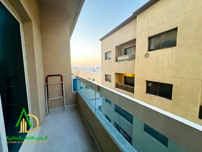 غرفتين وصالة للإيجار الشهري في الروضة 1 عجمان | فرش جديد ونظيف | شامل الفواتير والإنترنت والصيانة | موقع مميز وسهل المخرج لدبي والشارقة