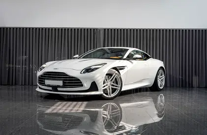 2025 Aston Martin DB12 — фото 2