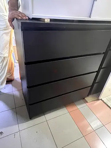 Black 5-Drawer Chest Dresser - Good Condition