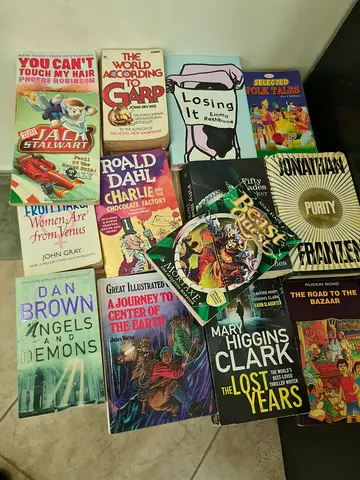Assorted secondhand paperback novels and classics bundle (10 books)