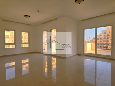 Spacious 2 Bedrooms Yakout Marjan Island For Rent
