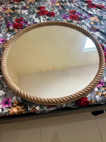 Round Rope-Framed Wall Mirror - Rustic Nautical Style