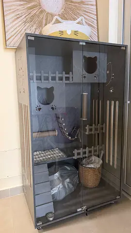 Large multi-level cat enclosure with glass front — not used, good condition