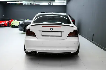 صورة 3 لـ 2012 BMW 1-SERIES